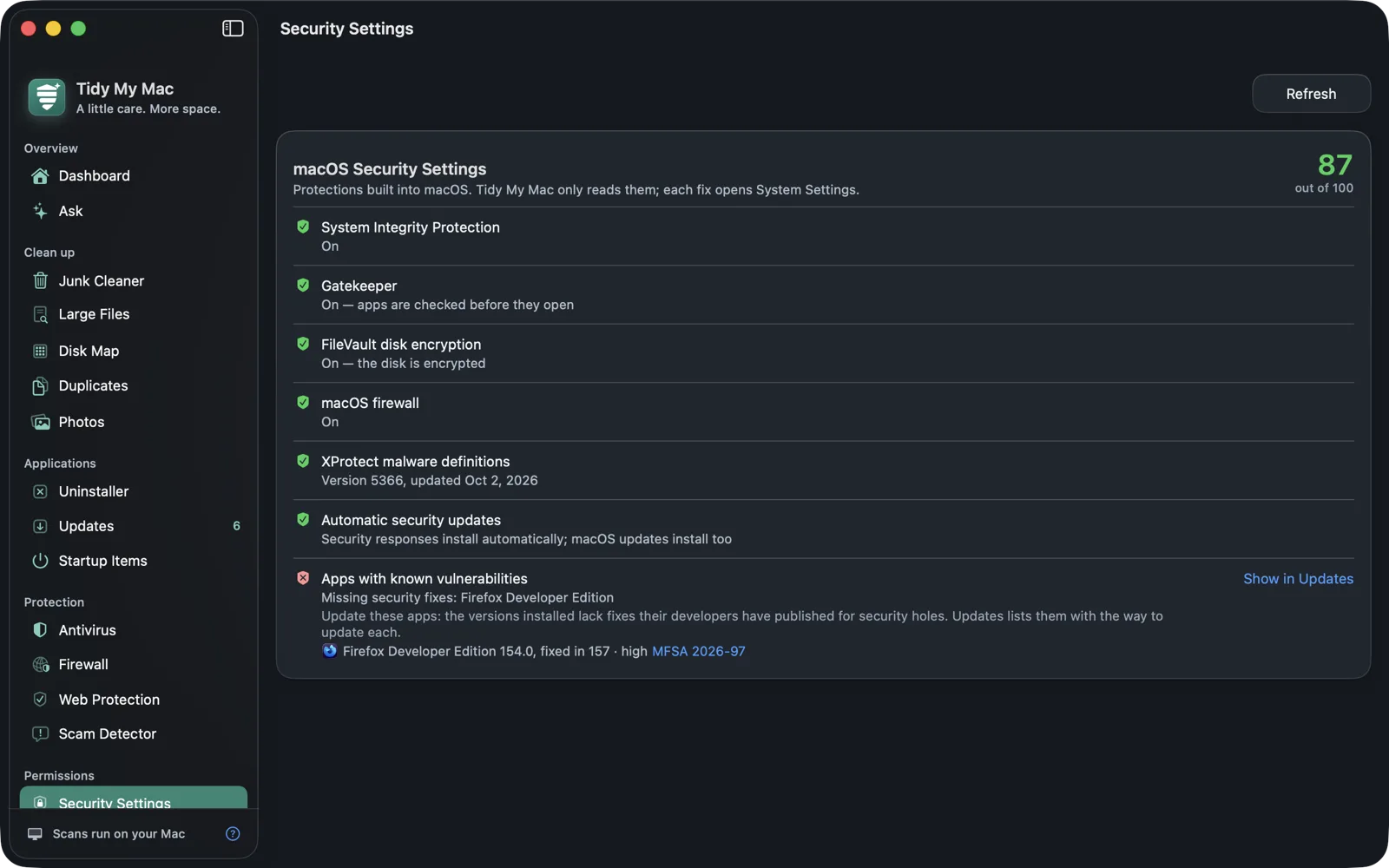 Security Settings scoring the Mac 87 out of 100 and flagging an app with a known vulnerability